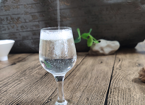名酒企業(yè)槍戰(zhàn)千元價格帶集體“升值”是為哪般？