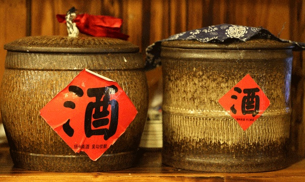 年份酒、陳年酒、窖齡酒到底是什么意思？學(xué)會(huì)區(qū)分很重要