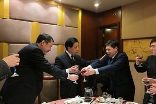喝酒之前為何要先碰杯？喝了這么多年酒，酒桌文化你知道多少？