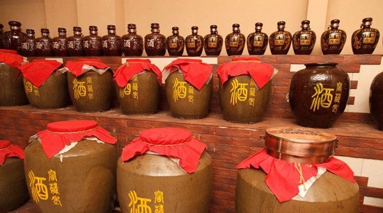 醬香型白酒放幾年喝最好？醬香型白酒怎么存放好？