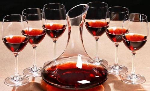 喝紅酒可以美容嗎？什么時候喝葡萄酒比較好？