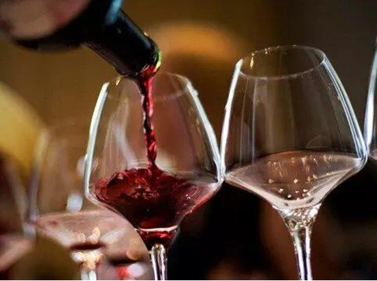 紅酒酸味來源于什么？紅酒酸味有什么重要性？