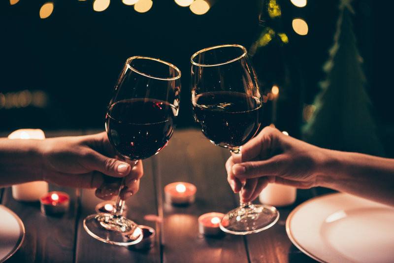 吃月餅可以喝紅酒嗎？月餅可以搭配紅酒嗎？