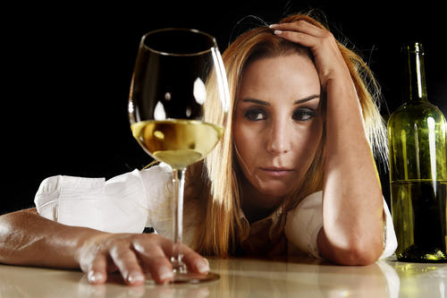 紅酒喝醉了怎么解酒？如何預(yù)防喝醉酒？