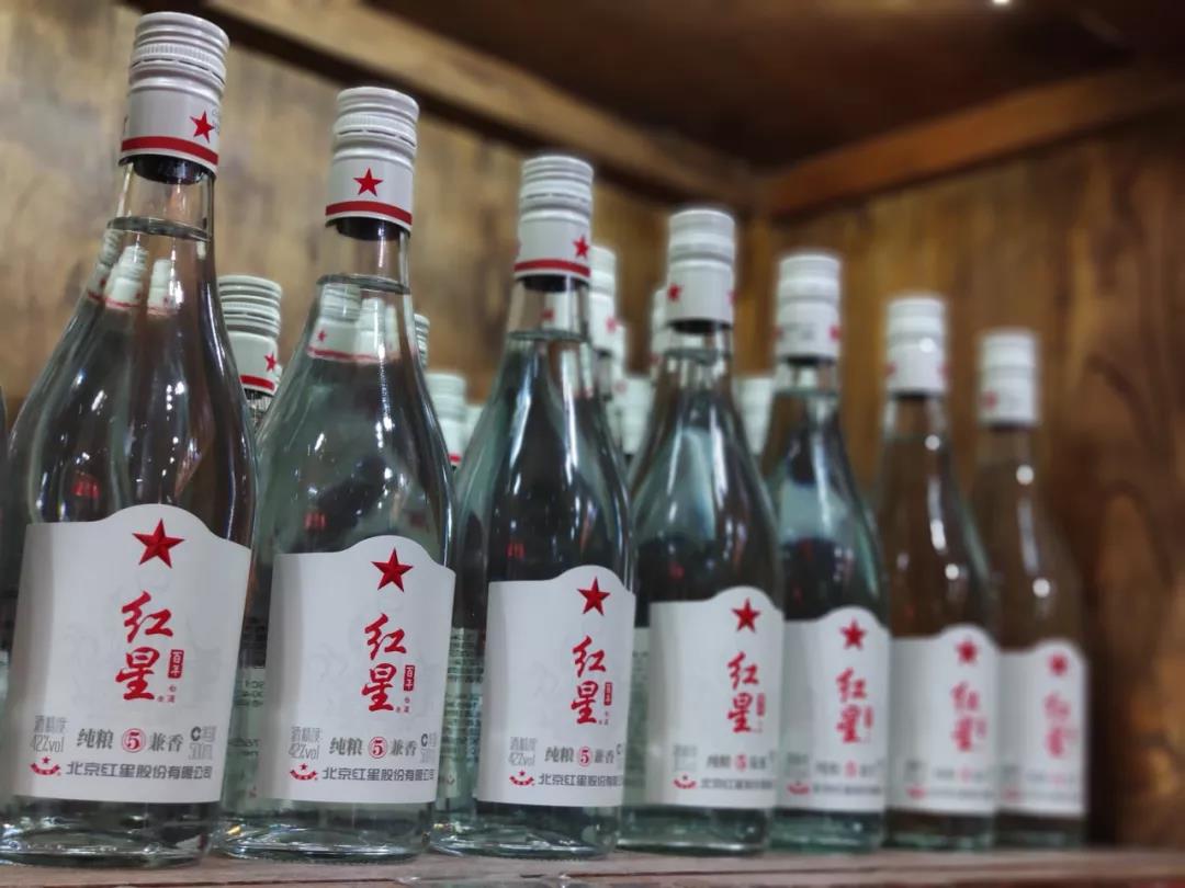 紅星光瓶新品“純糧兼香”，性價比之選