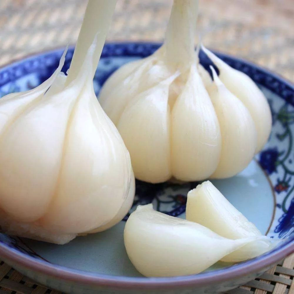 大蒜泡酒治什么病？大蒜泡酒有什么好處？