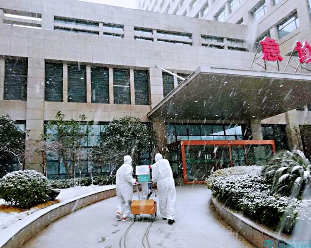 五糧液薪火傳承人接棒抗疫，捐贈物資馳援武漢