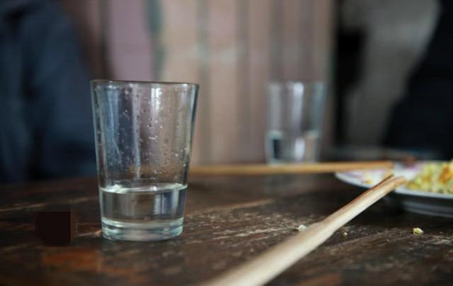 白酒如何存放才能越來越香？精心呵護(hù)下它才能綻放出美麗的花朵