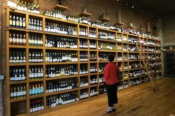 曾宇談中國酒的迭代發(fā)展，消費(fèi)者到底需要什么樣的酒?