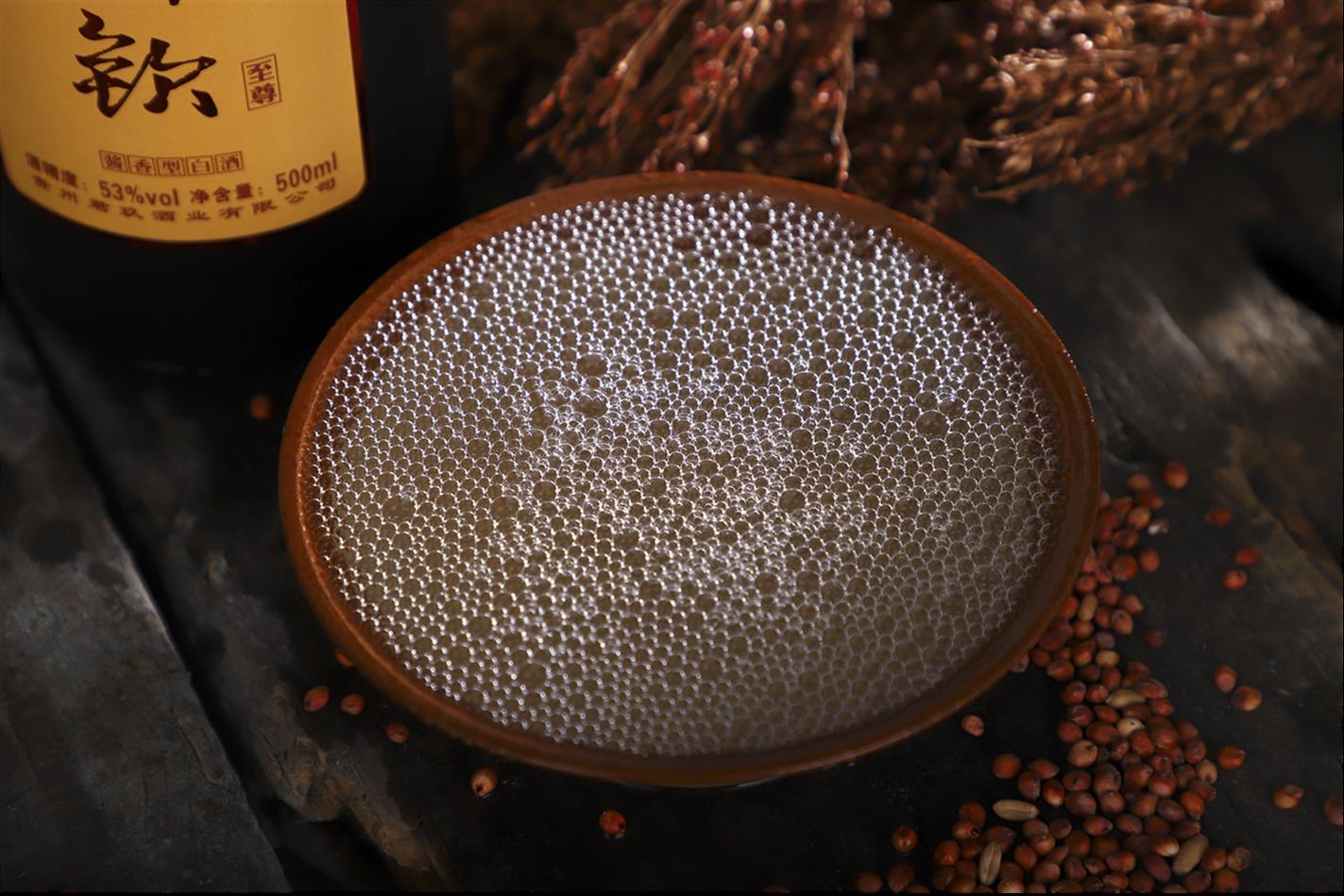 為什么領(lǐng)導(dǎo)只喝醬香酒，和濃香型的區(qū)別你懂了嗎？