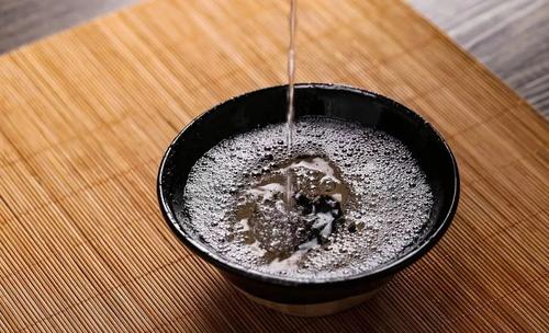白酒的酒花如何產(chǎn)生的？白酒的酒花有哪些類型？