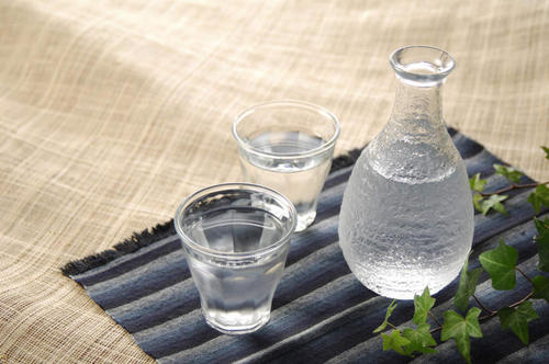 日本清酒的保質(zhì)期是多久？日本清酒應(yīng)該如何保存？