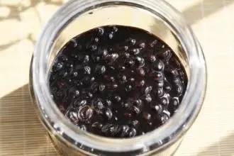 黑豆加什么泡酒比較好，黑豆泡酒喝有什么好處