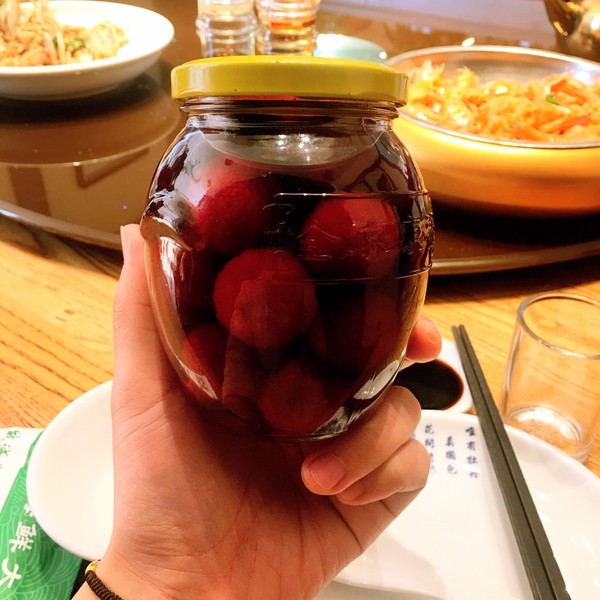 適當(dāng)喝楊梅酒有哪些好處，這些好處你了解了嗎？