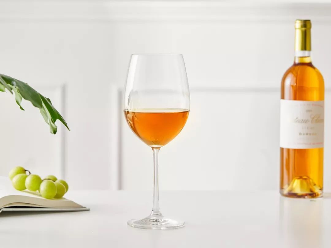 喝貴腐酒要醒酒嗎？喝貴腐酒適合用什么酒杯？
