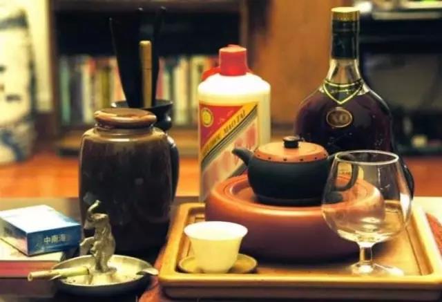 為啥建議你，抓緊存點(diǎn)白酒？