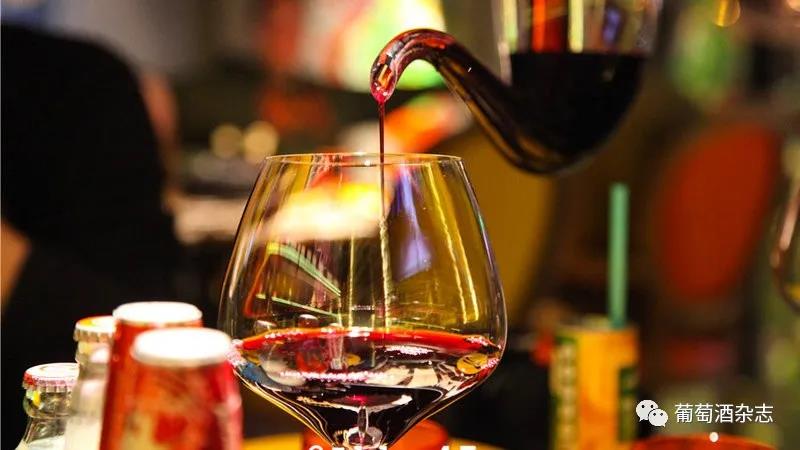 疫情下餐飲渠道占比大的進(jìn)口酒商如何自救？
