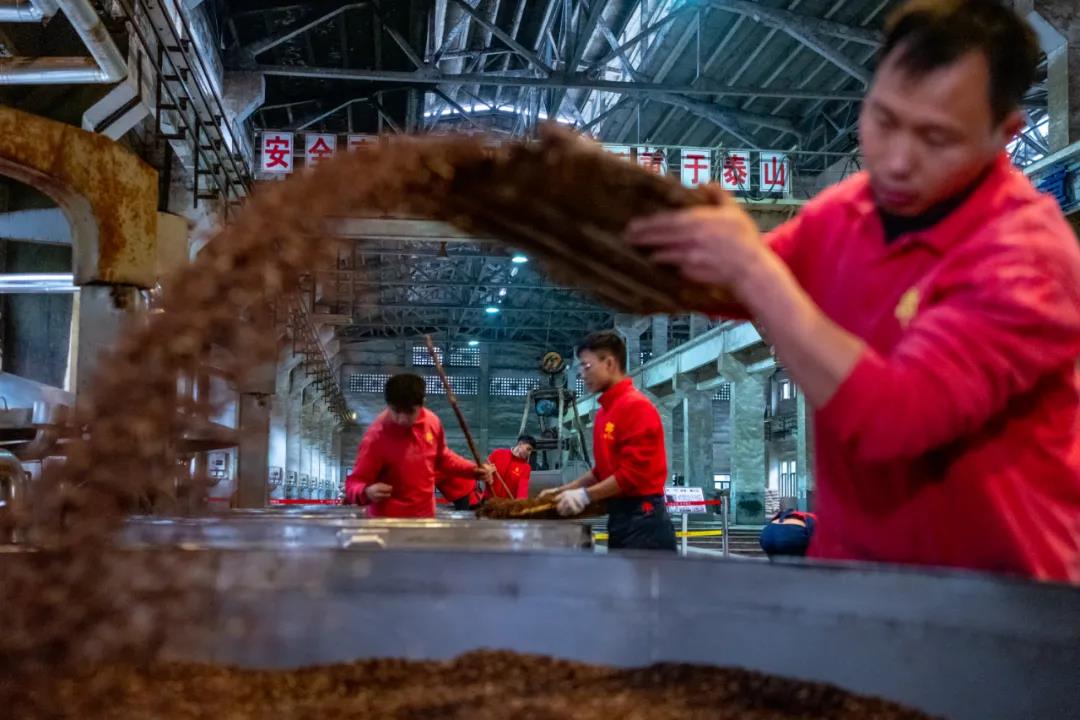 鄧皖玉大師既敬且畏，釀酒34年汲汲于“好酒率”