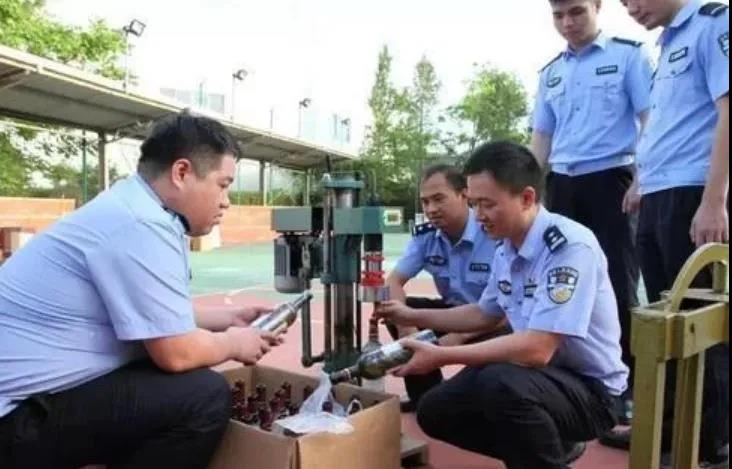 銷售假冒奔富、拉菲被處罰金80萬元，十人領刑