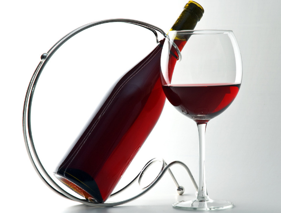 如何鑒別原裝進口葡萄酒？有什么特征？