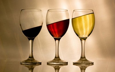 老年人可不可以喝葡萄酒，老年人適宜喝好處