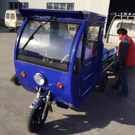 禹州鈞都三輪車(chē)多少錢(qián)(禹州鈞都酒價(jià)格)