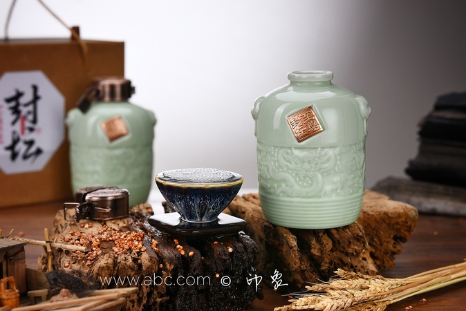 茅特30年壇子酒價(jià)格(貴州茅臺封壇老酒30年價(jià)格)