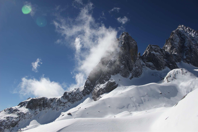 威龍冰川雪山莊園價(jià)格(威龍冰川雪山莊園多少錢(qián)一瓶)
