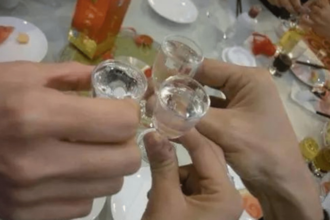 酒的產(chǎn)品標準是什么(怎樣區(qū)分酒的產(chǎn)品標準)