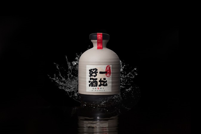 長瓶白酒價(jià)格及圖片大全(白酒包裝瓶價(jià)格及圖片大全)
