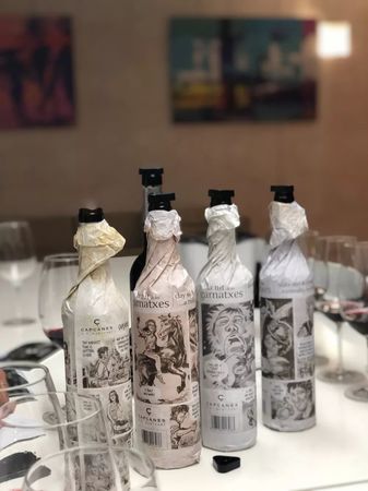 藍(lán)色之海酒價(jià)格12年(藍(lán)色之海酒多少錢(qián)一瓶)
