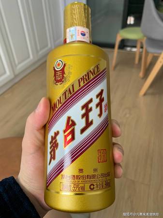 雄王酒一般多少錢(qián)(雄酒多少錢(qián)一瓶)